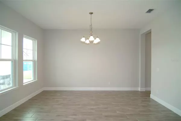 Land O Lakes, FL 34638,17409 CRISP APPLE LN