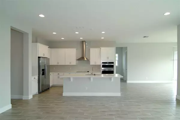 Land O Lakes, FL 34638,17409 CRISP APPLE LN