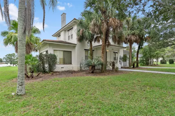 Umatilla, FL 32784,211 S CENTRAL AVE