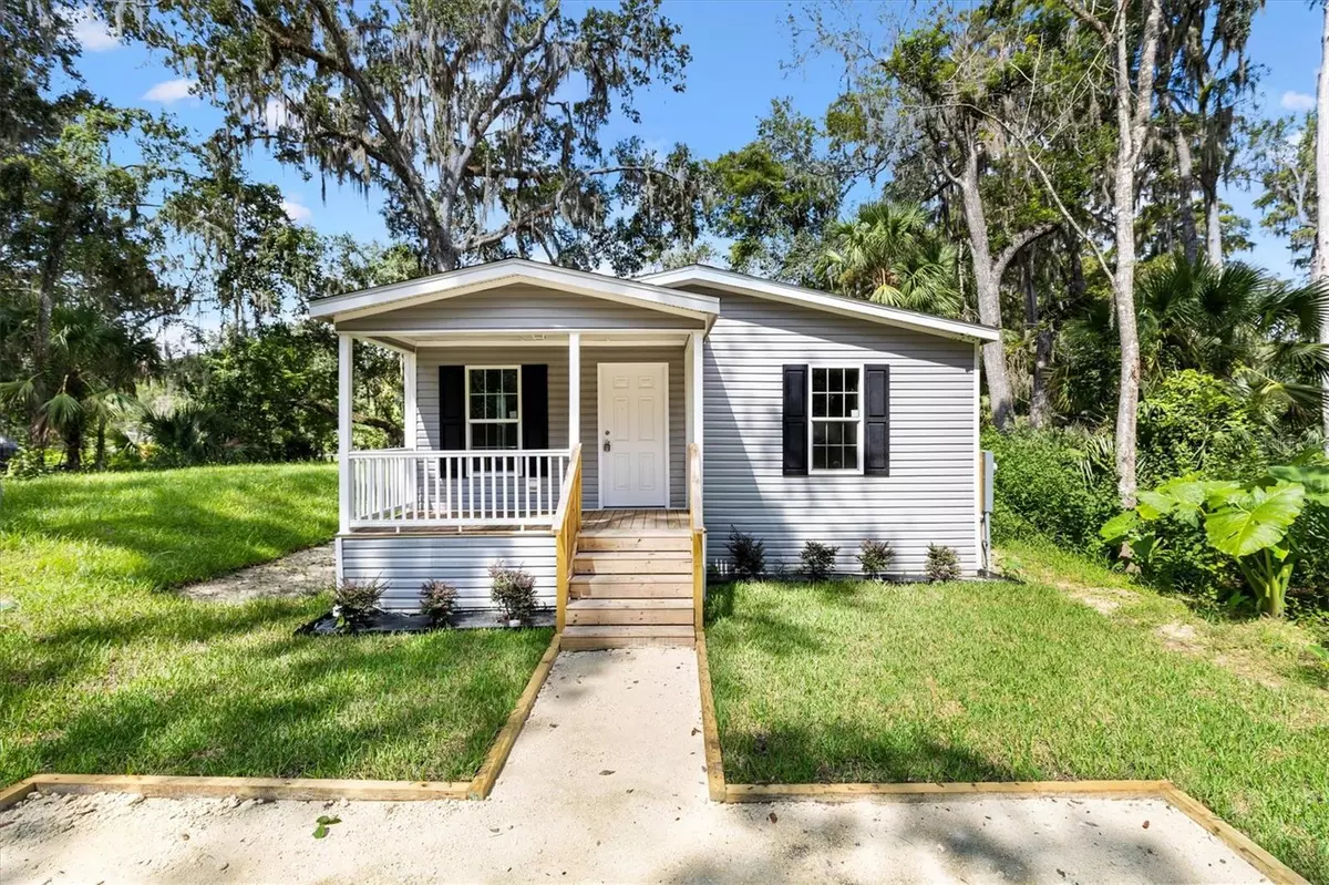 Lake Panasoffkee, FL 33538,2890 CR 426E