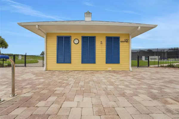 Lady Lake, FL 32159,1005 FIESTA KEY CIR