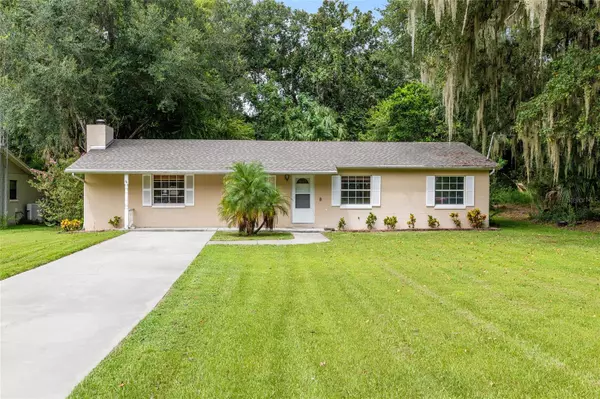 3909 PALM DR, Leesburg, FL 34748