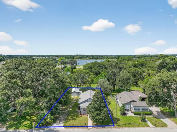 Umatilla, FL 32784,74 LAKESIDE AVE