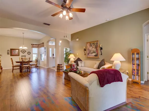Leesburg, FL 34748,25301 FOREST OAK CT