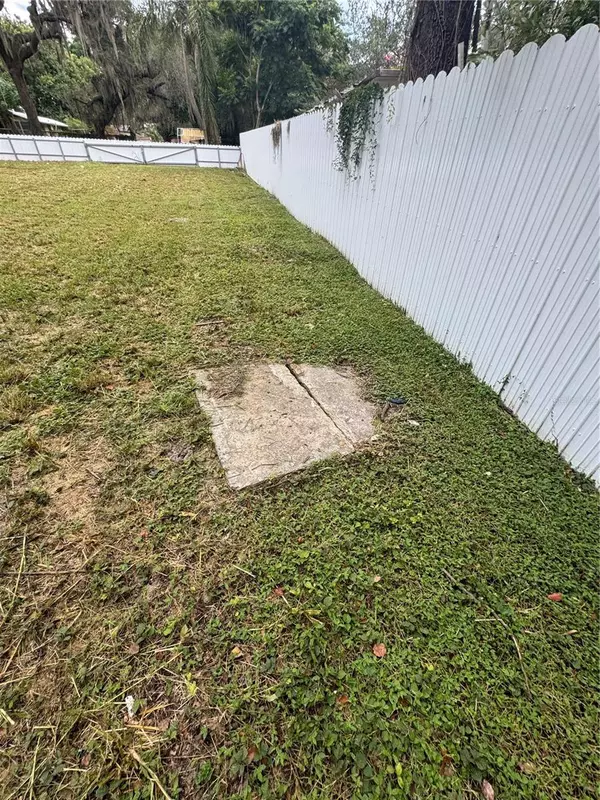 Leesburg, FL 34748,2211 KEUKA AVE