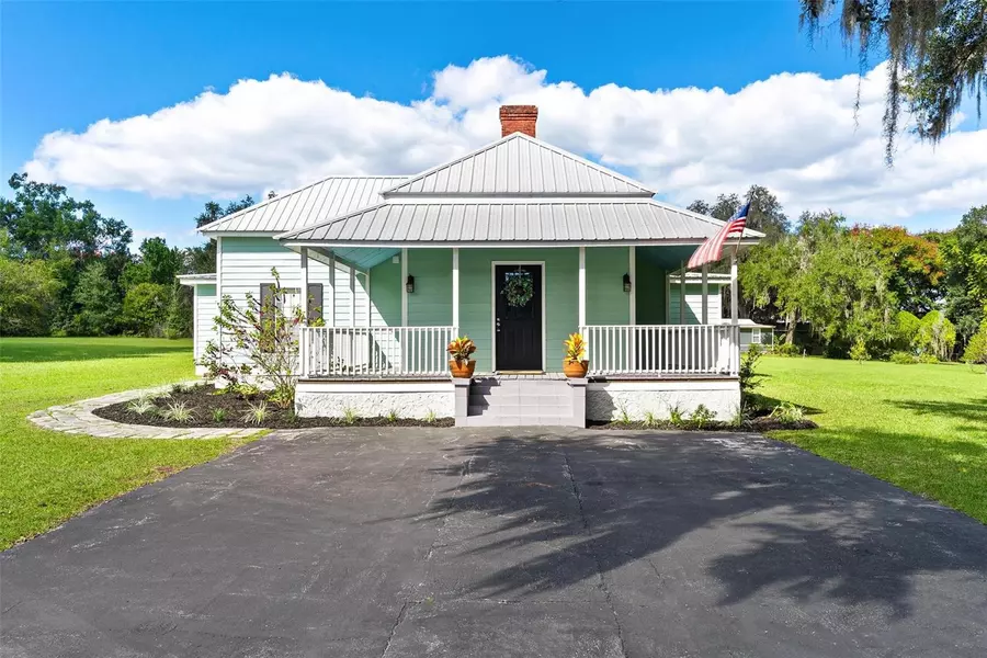 229 W MCCLENDON ST, Lady Lake, FL 32159