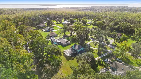 Fruitland Park, FL 34731,5035 MAGNOLIA RIDGE RD