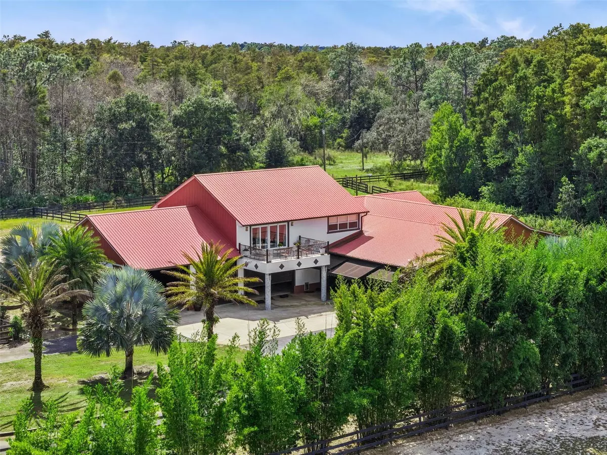 Groveland, FL 34736,8515 BAY LAKE RD