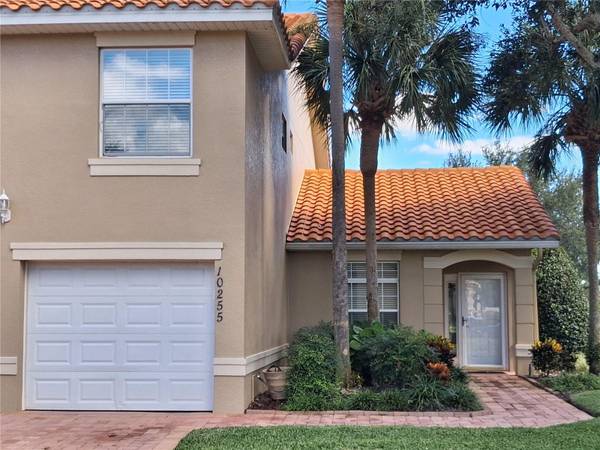 10255 DORY DR #1, Oxford, FL 34484