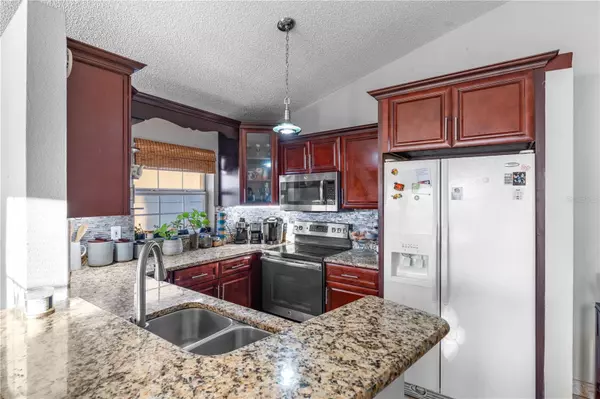 Orlando, FL 32825,9455 DEARMONT AVE