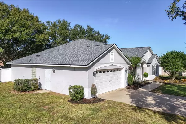 Eustis, FL 32726,2026 OAKBEND DR