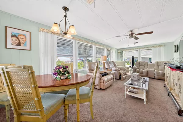 Leesburg, FL 34748,115 TROPICAL LN