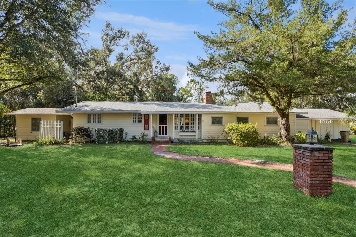 Paisley, FL 32767,42211 MAGGIE JONES RD