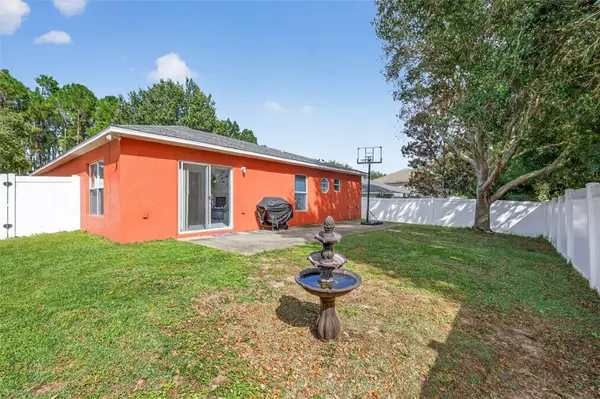 Tavares, FL 32778,2442 FOXHOLLOW RD