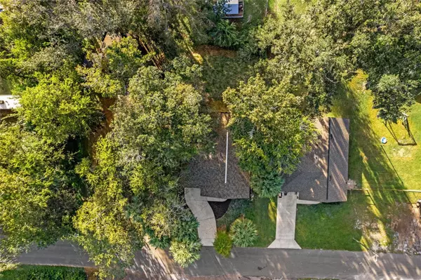 Lake Panasoffkee, FL 33538,2588 CR 426E