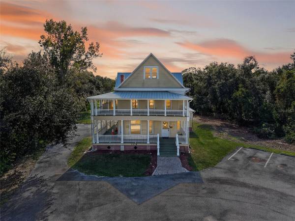 1218 W BROAD ST, Groveland, FL 34736