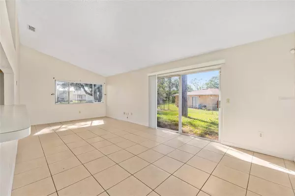 Ocala, FL 34472,21 SPRING LOOP CIR