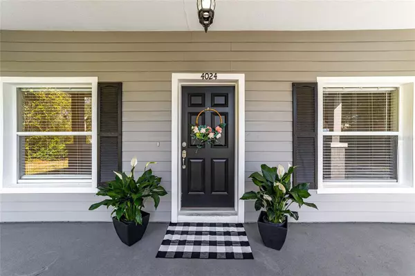 Lady Lake, FL 32159,4024 ELM ST