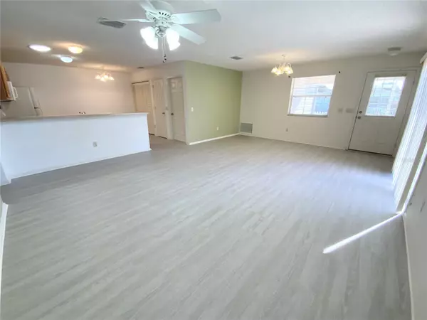 The Villages, FL 32162,317 ROWESVILLE LN