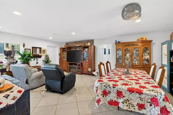 Grand Island, FL 32735,37104 COUNTY ROAD 452