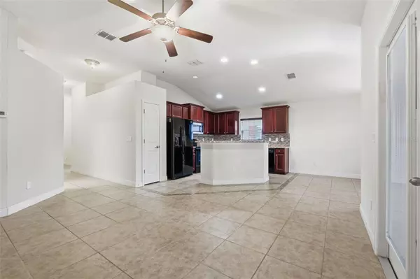 Tavares, FL 32778,2179 BEXLEY DR