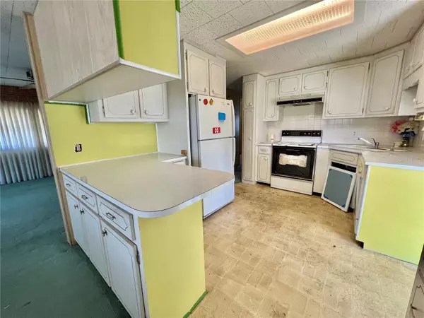 Leesburg, FL 34748,326 HAWTHORNE BLVD