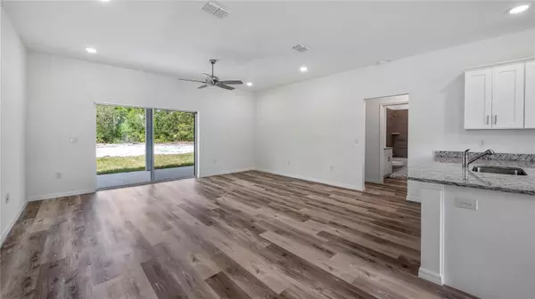 Umatilla, FL 32784,40407 W 8TH AVE