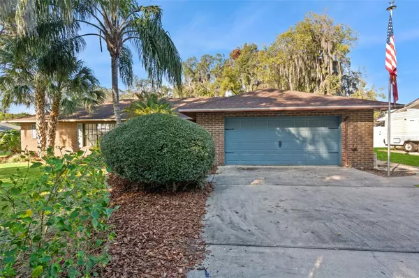 Fruitland Park, FL 34731,5545 OAK LN