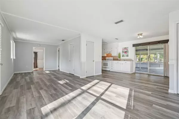 Daytona Beach, FL 32119,844 TEAGUE ST