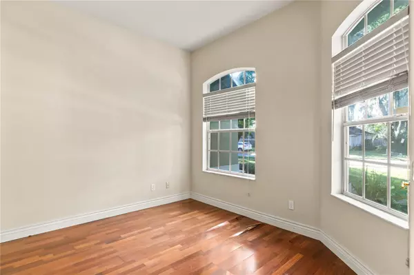 Apopka, FL 32712,1118 CROWN ISLE CIR