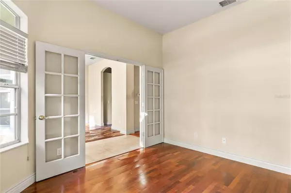 Apopka, FL 32712,1118 CROWN ISLE CIR