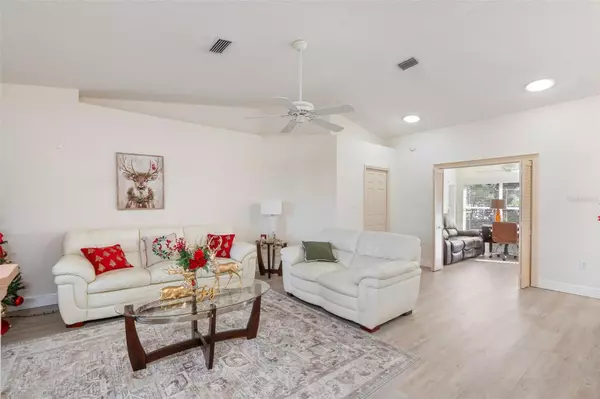 Lakeland, FL 33809,6065 MAGPIE DR