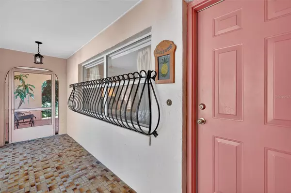 Tavares, FL 32778,32601 LAKESHORE DR