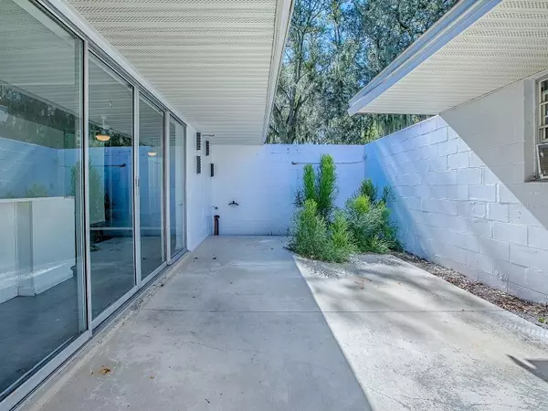 Longwood, FL 32750,580 DEVONSHIRE BLVD