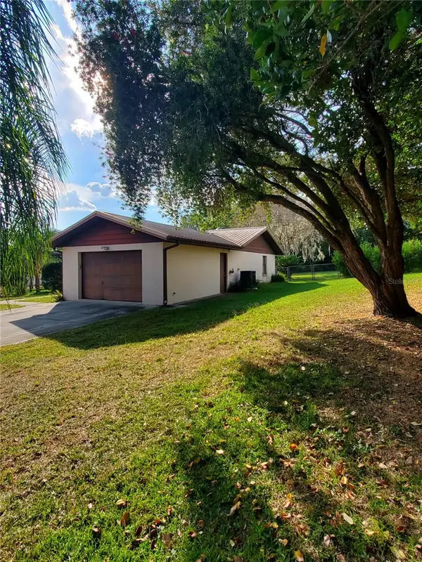 Belleview, FL 34420,12520 SE 54TH AVE