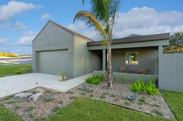 Lady Lake, FL 32159,430 SKYFIELD CT