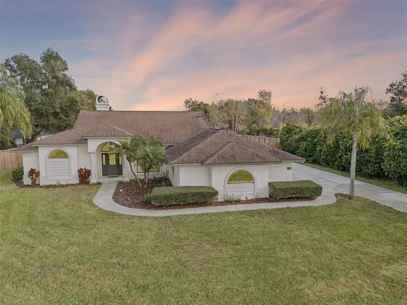 26820 BLOOMFIELD AVE, Yalaha, FL 34797