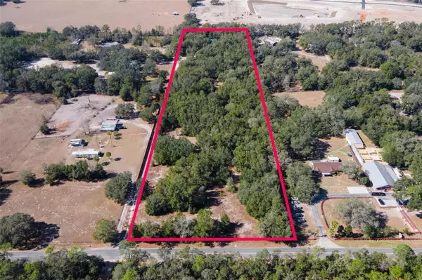 Lady Lake, FL 32159,37590 ROLLING ACRES RD