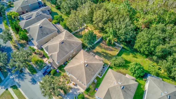 Tavares, FL 32778,2943 ETOWAH PARK BLVD