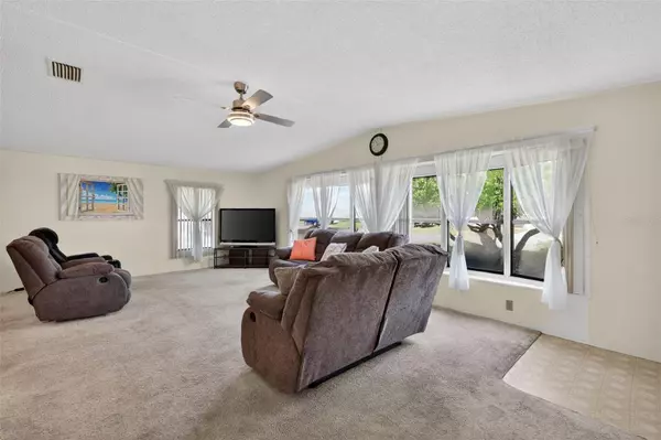 Tavares, FL 32778,3013 RAINBOW RD