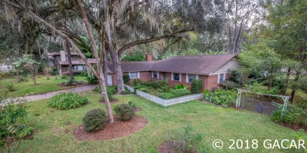 2006 NW 18th LN, Gainesville, FL 32605