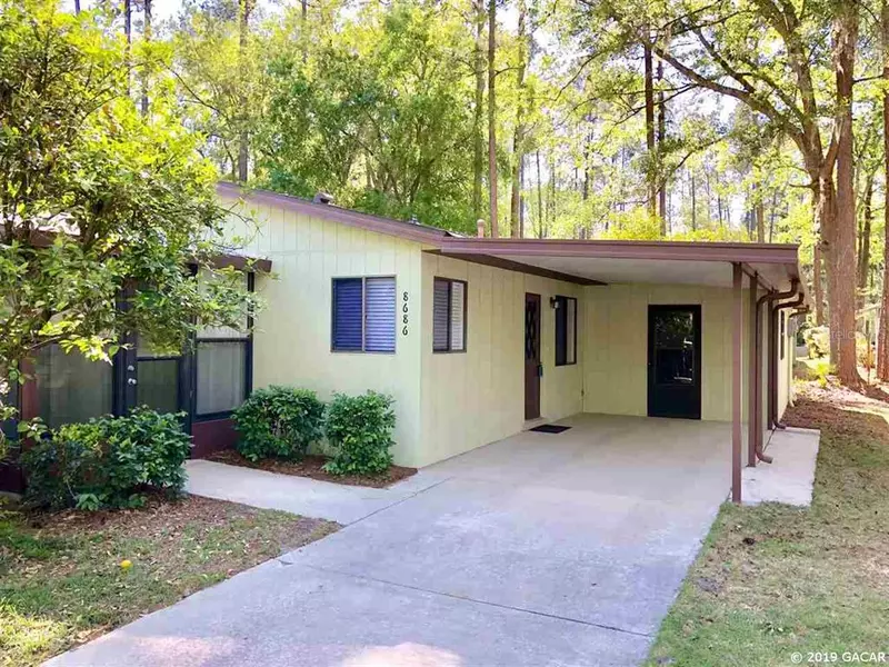 8686 NW 40th CIR, Gainesville, FL 32653