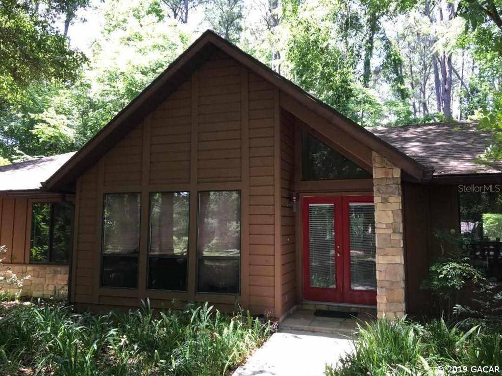 110 SW 99 TER, Gainesville, FL 32608