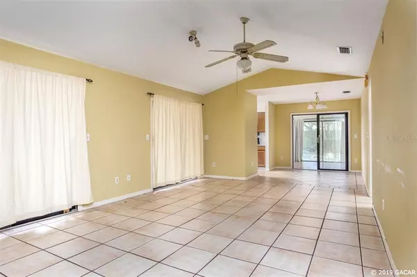 922 NW 10th AVE, Gainesville, FL 32601