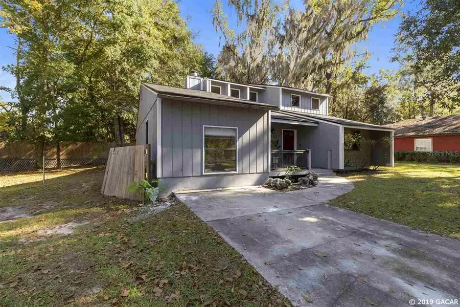 3827 NW 28th TER, Gainesville, FL 32605