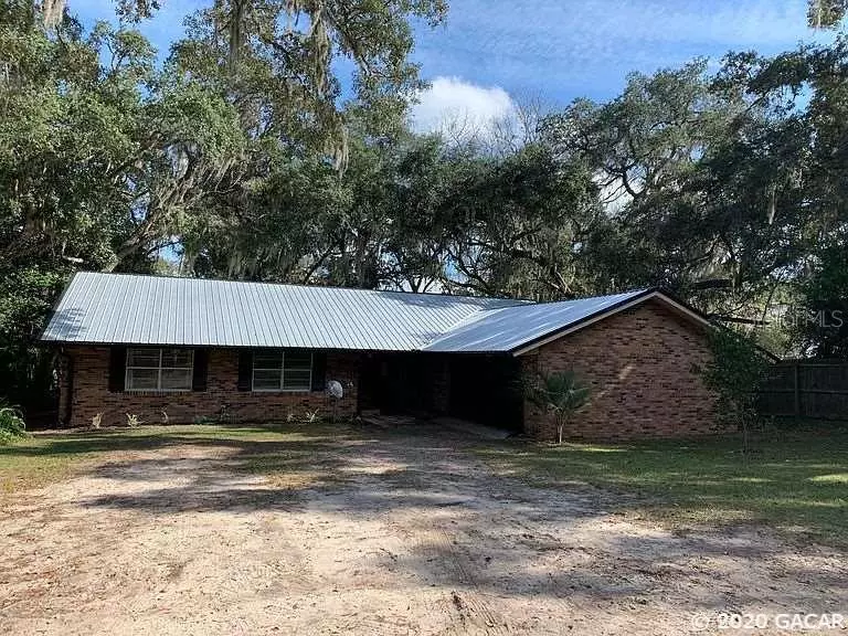 6995 Gatorbone RD, Keystone Heights, FL 32656