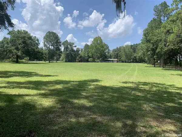 25824 NW 130TH AVE, High Springs, FL 32643