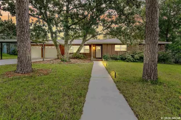 825 NW 36th DR, Gainesville, FL 32605