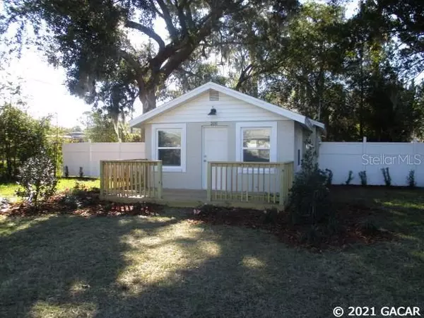 Gainesville, FL 32641,2011 NE 9th PL