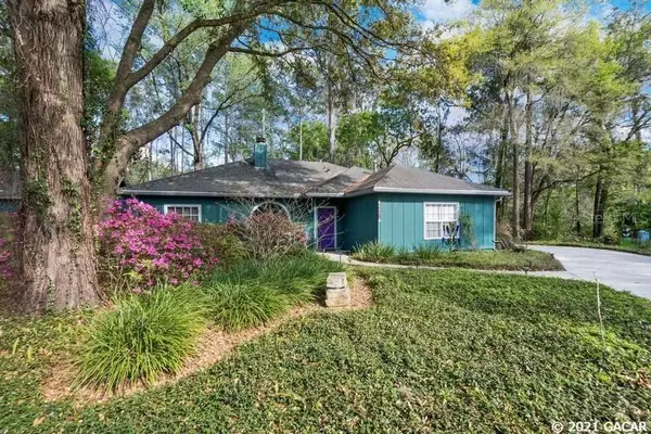 3401 NW 54th LN, Gainesville, FL 32653
